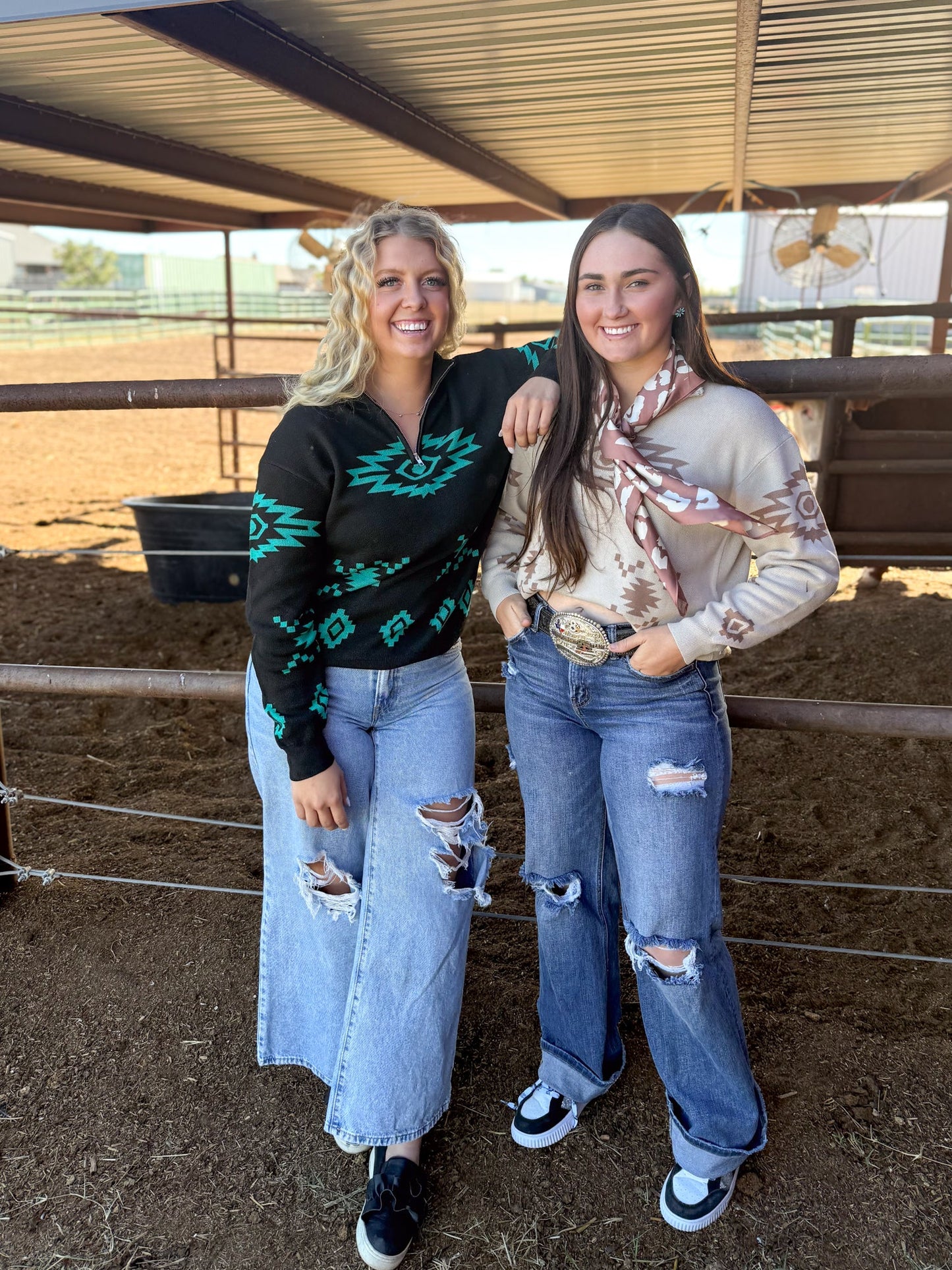 BLACK Calhoun Pullover